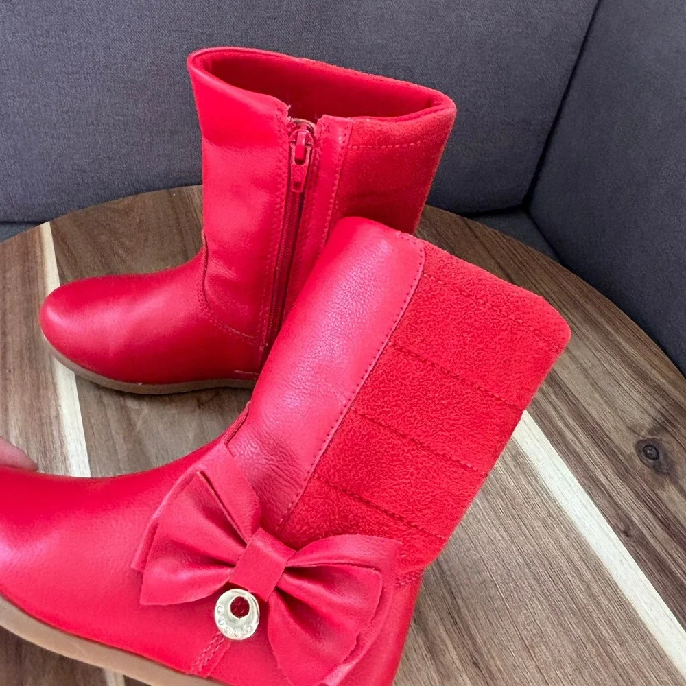 Pampili scarlet they color
